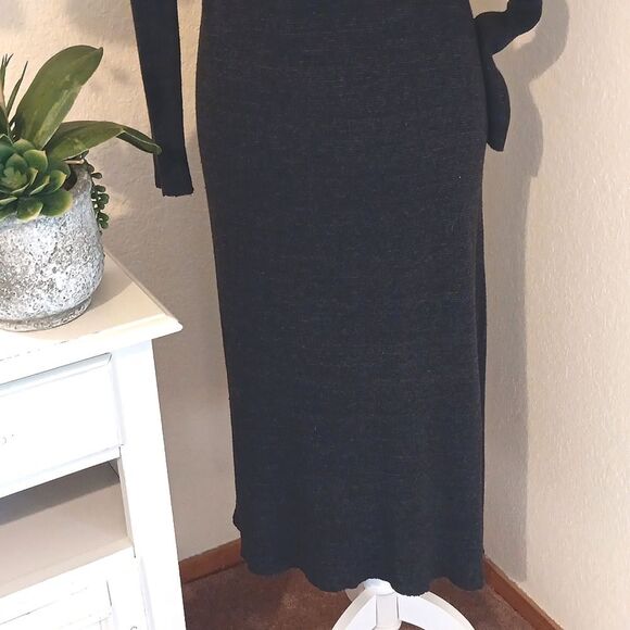 Alexis Lamontagna Dark Gray Midi Length Sweater Dress - Picture 9 of 11